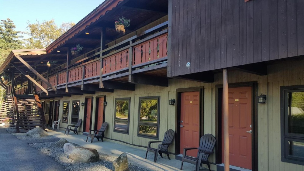 Timber Inn Motel Main image